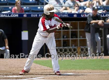 Thumbnail 2 in Hough vs. Middle Creek (NCHSAA 4A State Final) photogallery.