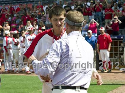 Thumbnail 3 in Hough vs. Middle Creek (NCHSAA 4A State Final) photogallery.