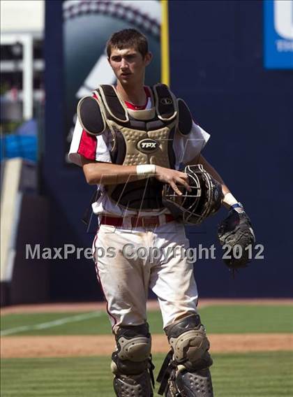 Thumbnail 1 in Hough vs. Middle Creek (NCHSAA 4A State Final) photogallery.