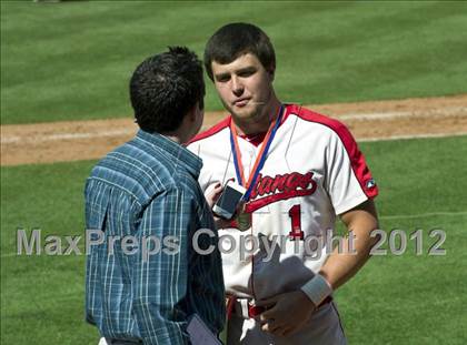 Thumbnail 3 in Hough vs. Middle Creek (NCHSAA 4A State Final) photogallery.