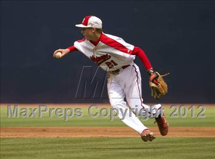 Thumbnail 1 in Hough vs. Middle Creek (NCHSAA 4A State Final) photogallery.
