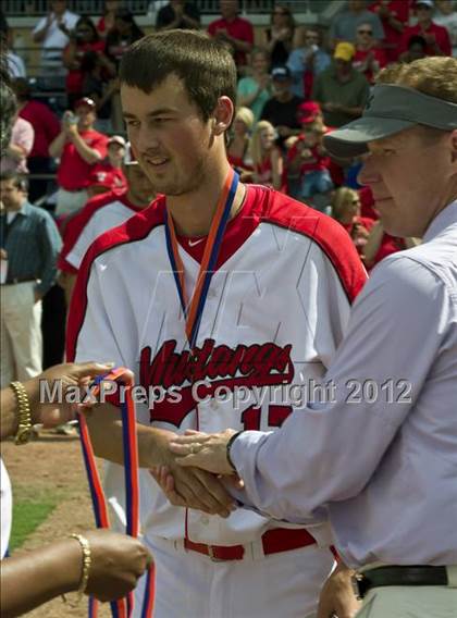 Thumbnail 1 in Hough vs. Middle Creek (NCHSAA 4A State Final) photogallery.