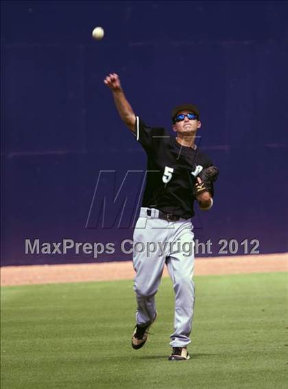 Thumbnail 1 in Hough vs. Middle Creek (NCHSAA 4A State Final) photogallery.