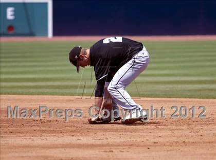 Thumbnail 1 in Hough vs. Middle Creek (NCHSAA 4A State Final) photogallery.