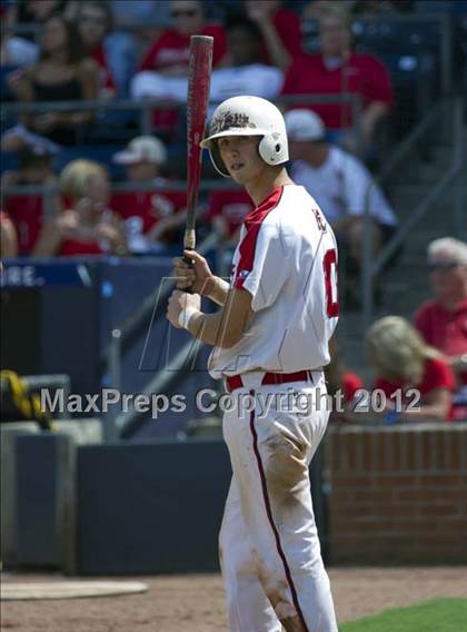 Thumbnail 3 in Hough vs. Middle Creek (NCHSAA 4A State Final) photogallery.