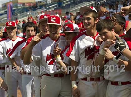 Thumbnail 3 in Hough vs. Middle Creek (NCHSAA 4A State Final) photogallery.
