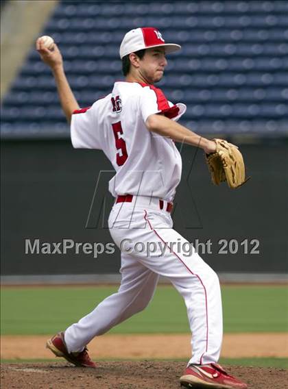 Thumbnail 2 in Hough vs. Middle Creek (NCHSAA 4A State Final) photogallery.