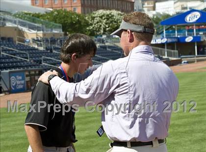 Thumbnail 3 in Hough vs. Middle Creek (NCHSAA 4A State Final) photogallery.