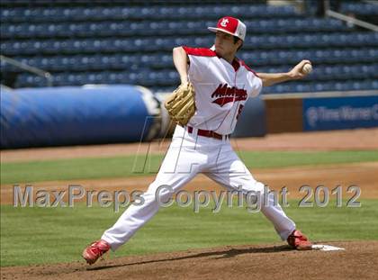 Thumbnail 3 in Hough vs. Middle Creek (NCHSAA 4A State Final) photogallery.
