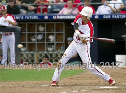 Thumbnail 3 in Hough vs. Middle Creek (NCHSAA 4A State Final) photogallery.