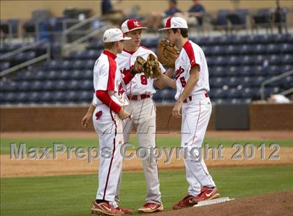 Thumbnail 3 in Hough vs. Middle Creek (NCHSAA 4A State Final) photogallery.