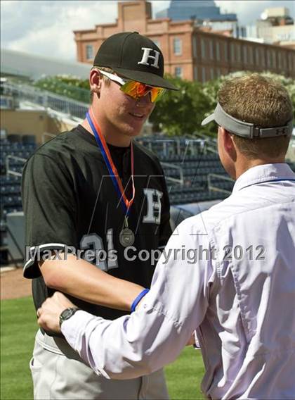Thumbnail 1 in Hough vs. Middle Creek (NCHSAA 4A State Final) photogallery.
