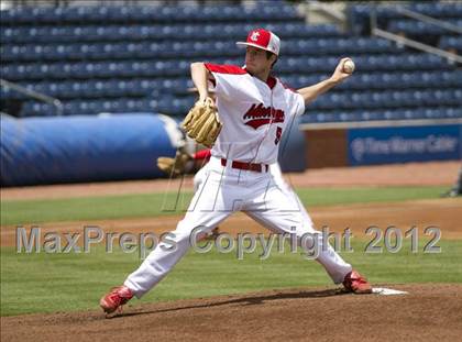 Thumbnail 3 in Hough vs. Middle Creek (NCHSAA 4A State Final) photogallery.
