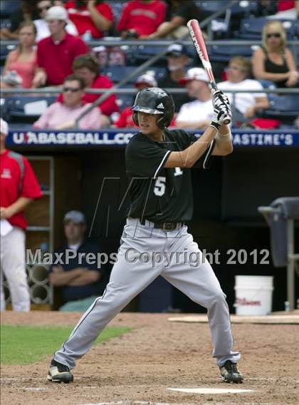 Thumbnail 1 in Hough vs. Middle Creek (NCHSAA 4A State Final) photogallery.