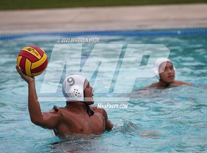 Thumbnail 1 in Monterey Trail @ Laguna Creek photogallery.