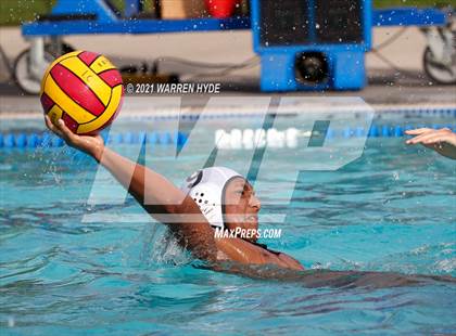 Thumbnail 2 in Monterey Trail @ Laguna Creek photogallery.