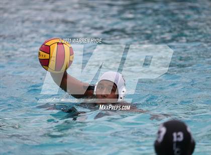 Thumbnail 3 in Monterey Trail @ Laguna Creek photogallery.