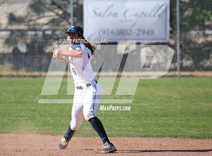 Thumbnail 3 in Del Oro @ Oak Ridge photogallery.
