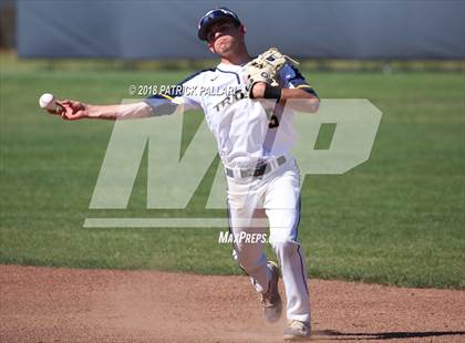 Thumbnail 3 in Del Oro @ Oak Ridge photogallery.