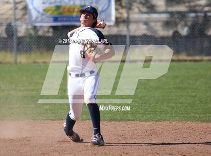 Thumbnail 3 in Del Oro @ Oak Ridge photogallery.