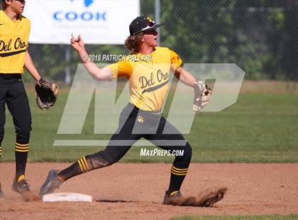 Thumbnail 1 in Del Oro @ Oak Ridge photogallery.