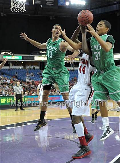 Thumbnail 1 in St. Mary's vs. Antelope (CIF SJS D2 Final) photogallery.