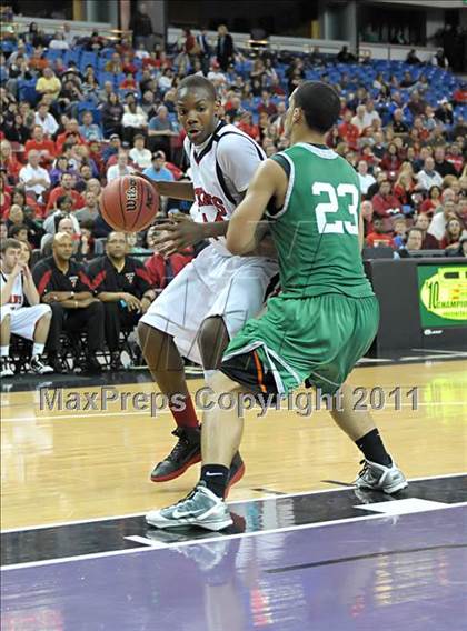 Thumbnail 3 in St. Mary's vs. Antelope (CIF SJS D2 Final) photogallery.