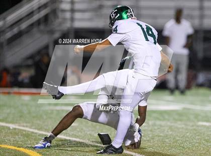 Thumbnail 1 in El Cerrito @ Monterey Trail photogallery.