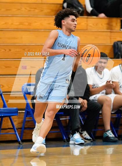Thumbnail 3 in Pleasant Valley vs. El Capitan (NorCal Tip-off Tournament) photogallery.