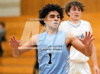 Thumbnail 1 in Pleasant Valley vs. El Capitan (NorCal Tip-off Tournament) photogallery.