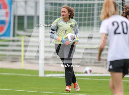 Thumbnail 2 in New Covenant Academy vs. St. Vincent (MSHSAA Class 1 Semifinal) photogallery.