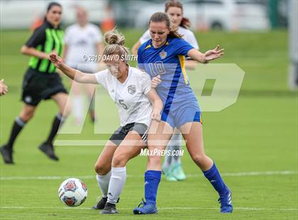 Thumbnail 2 in New Covenant Academy vs. St. Vincent (MSHSAA Class 1 Semifinal) photogallery.