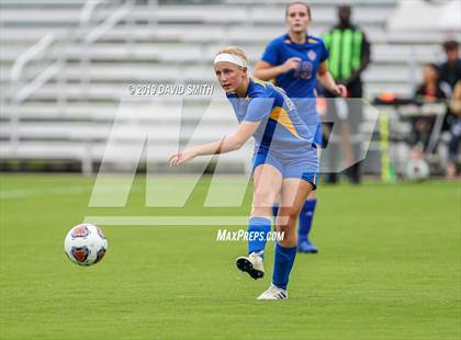 Thumbnail 2 in New Covenant Academy vs. St. Vincent (MSHSAA Class 1 Semifinal) photogallery.
