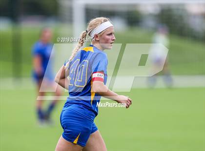 Thumbnail 2 in New Covenant Academy vs. St. Vincent (MSHSAA Class 1 Semifinal) photogallery.