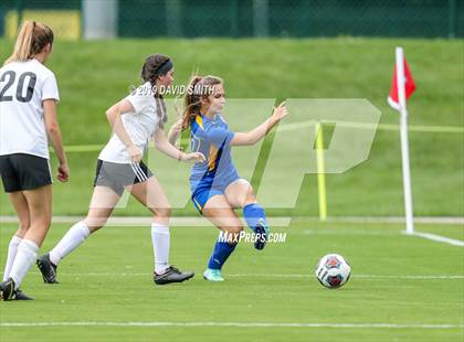 Thumbnail 3 in New Covenant Academy vs. St. Vincent (MSHSAA Class 1 Semifinal) photogallery.