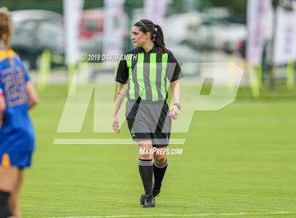 Thumbnail 3 in New Covenant Academy vs. St. Vincent (MSHSAA Class 1 Semifinal) photogallery.