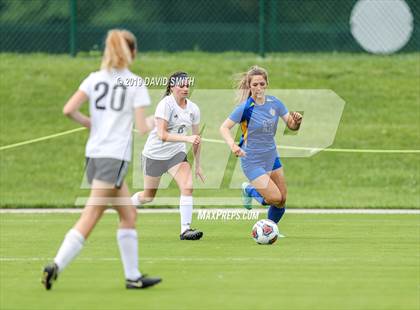Thumbnail 3 in New Covenant Academy vs. St. Vincent (MSHSAA Class 1 Semifinal) photogallery.