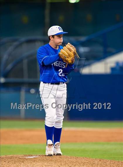 Thumbnail 3 in El Toro vs. Esperanza (Hard 9 National Classic) photogallery.