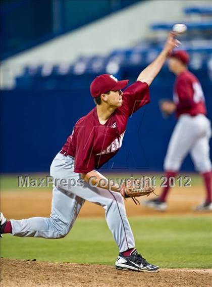 Thumbnail 2 in El Toro vs. Esperanza (Hard 9 National Classic) photogallery.