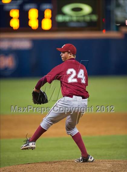 Thumbnail 2 in El Toro vs. Esperanza (Hard 9 National Classic) photogallery.