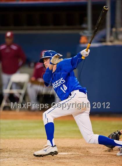 Thumbnail 2 in El Toro vs. Esperanza (Hard 9 National Classic) photogallery.
