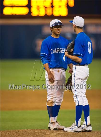 Thumbnail 2 in El Toro vs. Esperanza (Hard 9 National Classic) photogallery.