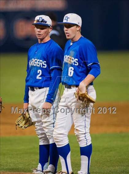 Thumbnail 2 in El Toro vs. Esperanza (Hard 9 National Classic) photogallery.