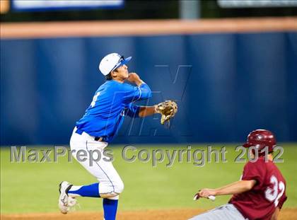 Thumbnail 2 in El Toro vs. Esperanza (Hard 9 National Classic) photogallery.