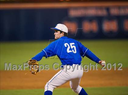 Thumbnail 2 in El Toro vs. Esperanza (Hard 9 National Classic) photogallery.
