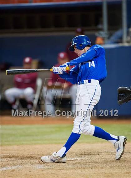 Thumbnail 3 in El Toro vs. Esperanza (Hard 9 National Classic) photogallery.