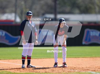 Thumbnail 2 in South Panola vs. Wayne Academy photogallery.
