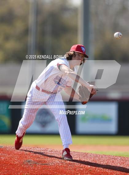 Thumbnail 2 in South Panola vs. Wayne Academy photogallery.