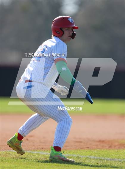 Thumbnail 2 in South Panola vs. Wayne Academy photogallery.