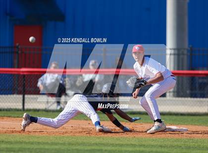 Thumbnail 3 in South Panola vs. Wayne Academy photogallery.